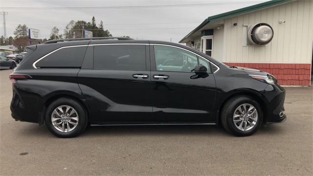 used 2023 Toyota Sienna car, priced at $39,947