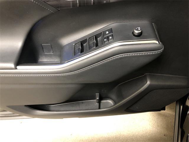 used 2022 Toyota Highlander Hybrid car, priced at $45,966