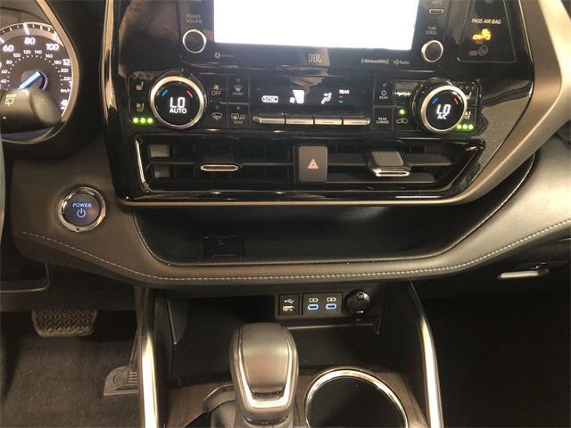 used 2022 Toyota Highlander Hybrid car, priced at $45,966