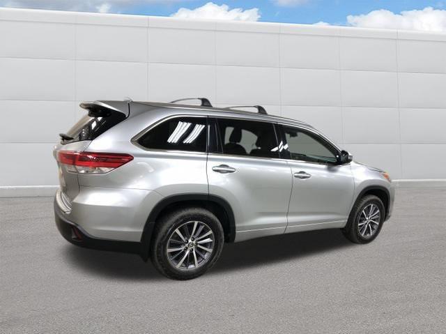 used 2018 Toyota Highlander car, priced at $27,988