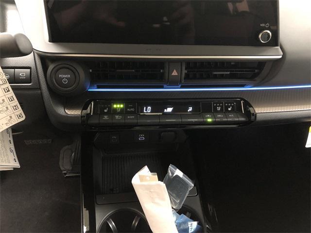 new 2025 Toyota Prius car