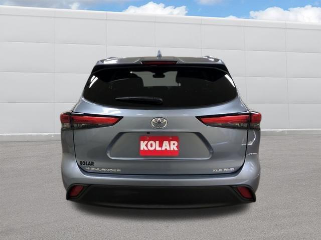 used 2023 Toyota Highlander car, priced at $44,990