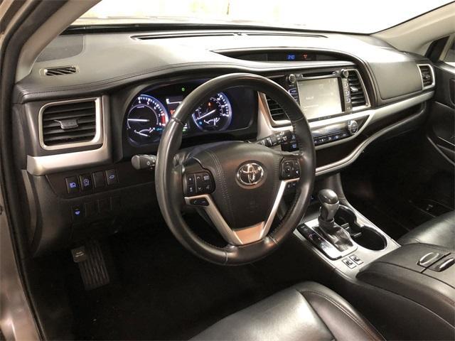 used 2019 Toyota Highlander car, priced at $26,990