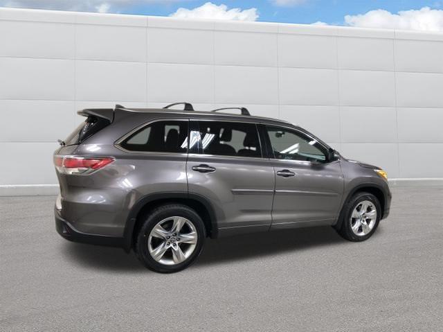 used 2016 Toyota Highlander car, priced at $27,990