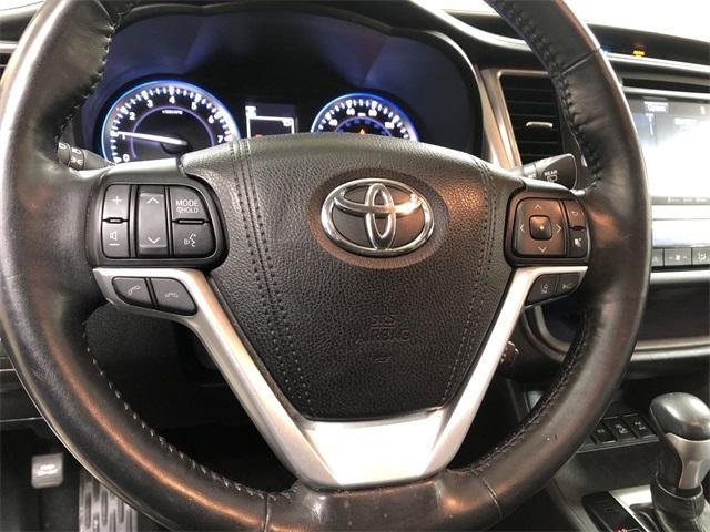 used 2018 Toyota Highlander car