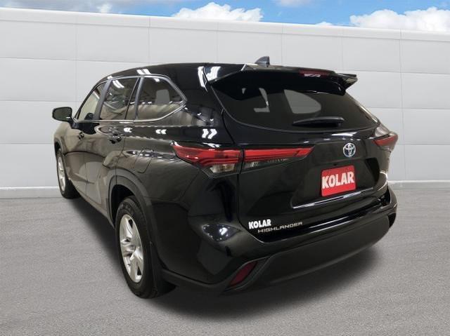 used 2023 Toyota Highlander Hybrid car, priced at $43,988