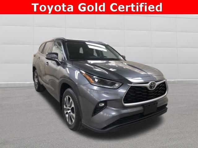 used 2021 Toyota Highlander car, priced at $37,815