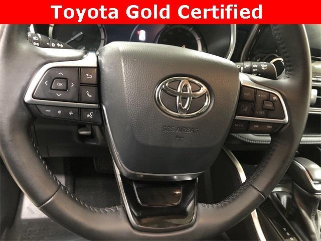 used 2021 Toyota Highlander car, priced at $39,450