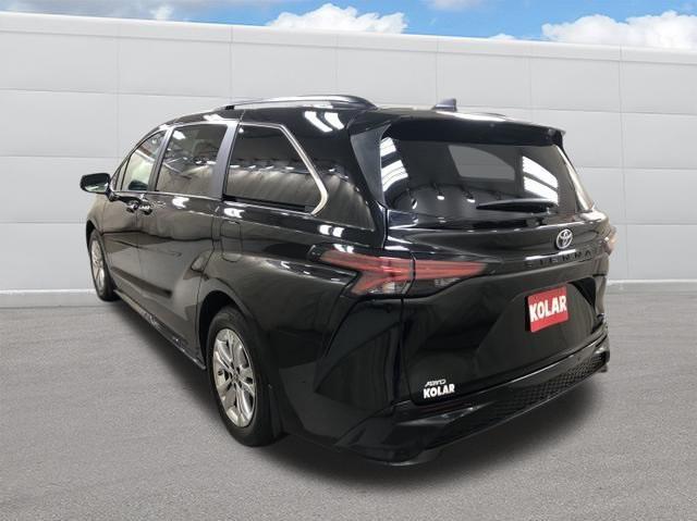 used 2022 Toyota Sienna car, priced at $45,961