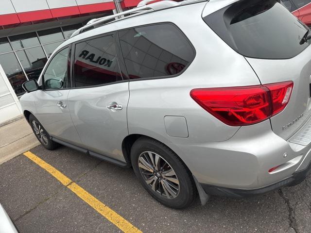 used 2017 Nissan Pathfinder car, priced at $12,992