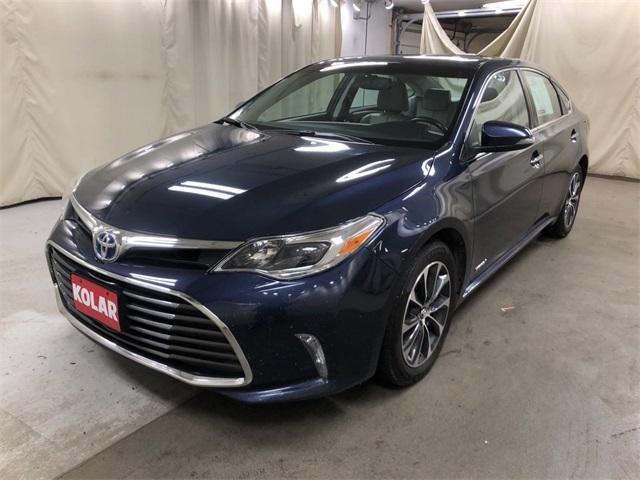 used 2016 Toyota Avalon Hybrid car