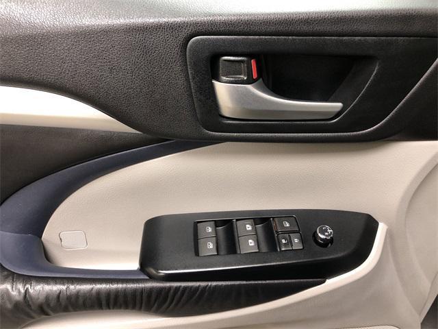 used 2016 Toyota Highlander car, priced at $23,988