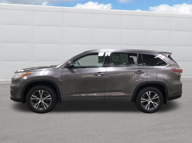 used 2016 Toyota Highlander car, priced at $23,988