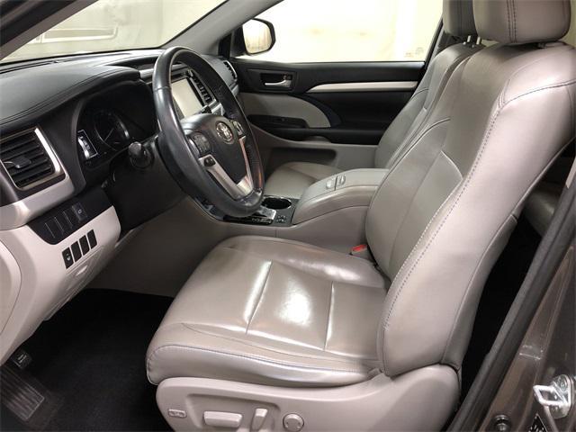 used 2016 Toyota Highlander car, priced at $23,988