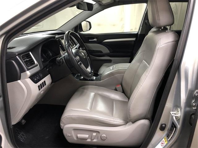 used 2019 Toyota Highlander car, priced at $31,990