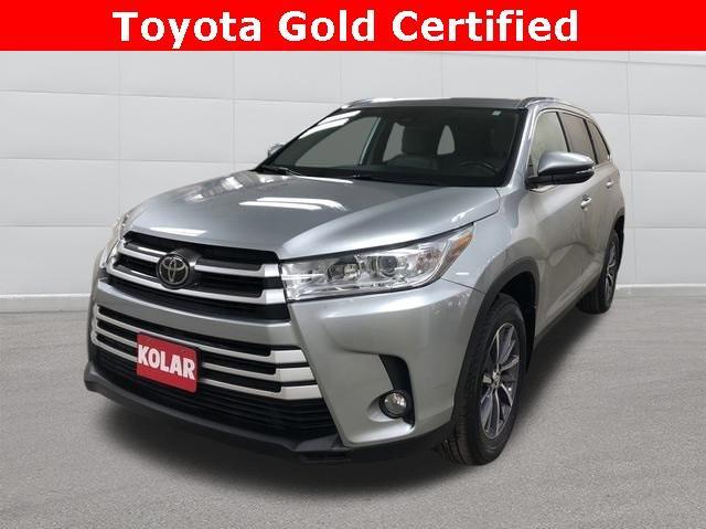 used 2019 Toyota Highlander car, priced at $30,988