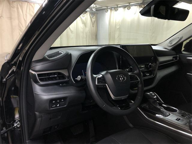 used 2023 Toyota Highlander Hybrid car, priced at $49,565