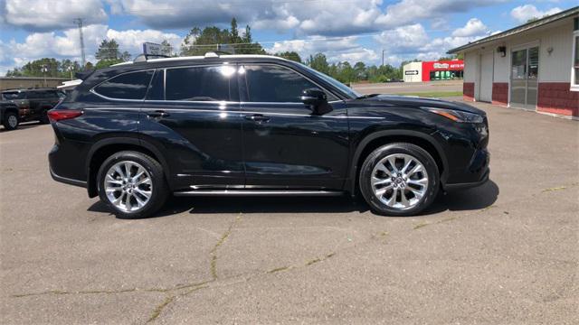 used 2023 Toyota Highlander Hybrid car, priced at $49,565