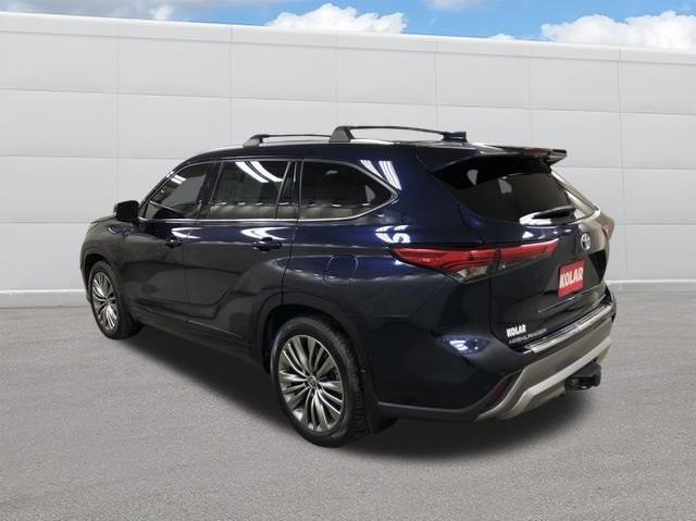 used 2021 Toyota Highlander car, priced at $39,350