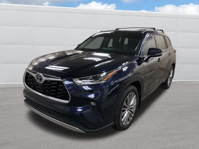 used 2021 Toyota Highlander car, priced at $39,350