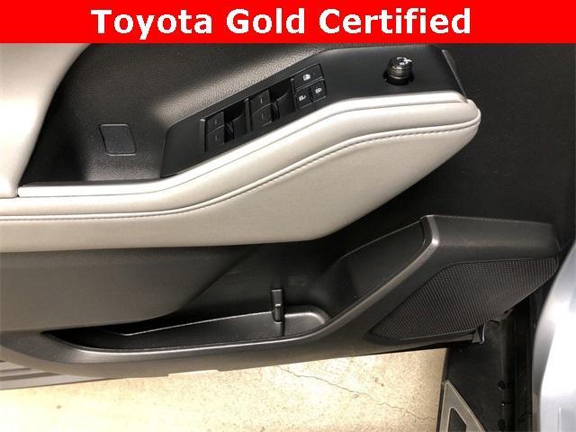 used 2022 Toyota Highlander car, priced at $41,650