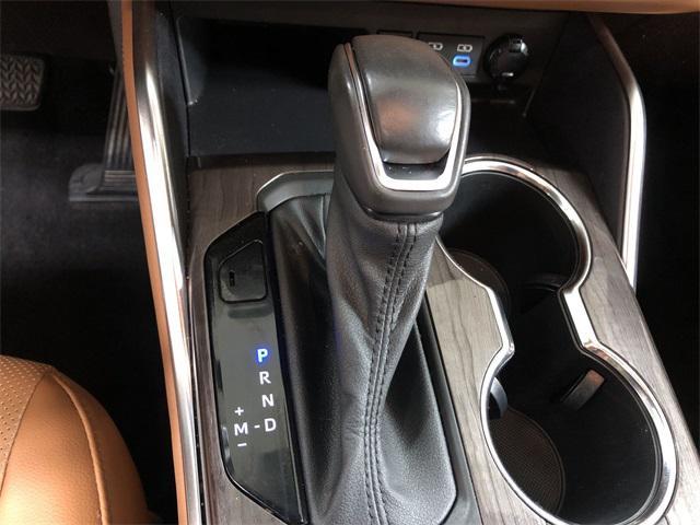 used 2022 Toyota Highlander car, priced at $42,997