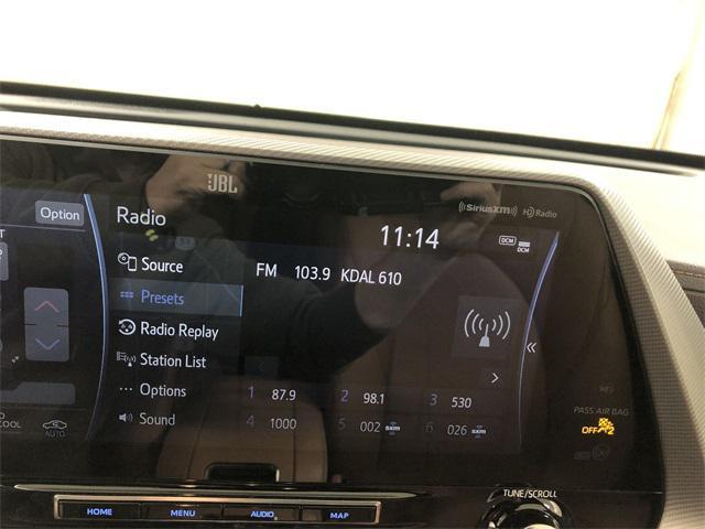 used 2022 Toyota Highlander car, priced at $42,997