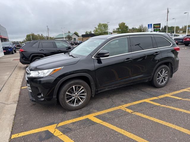 used 2018 Toyota Highlander car, priced at $24,997