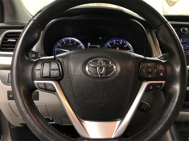 used 2018 Toyota Highlander car, priced at $32,990