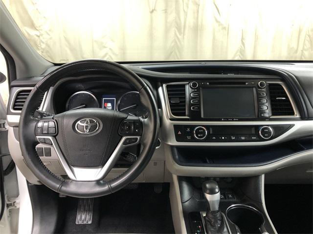 used 2018 Toyota Highlander car, priced at $31,990
