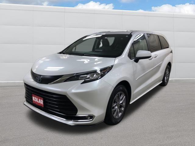 used 2022 Toyota Sienna car, priced at $47,990