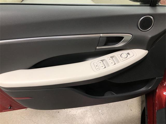 used 2025 Hyundai Sonata Hybrid car, priced at $30,244
