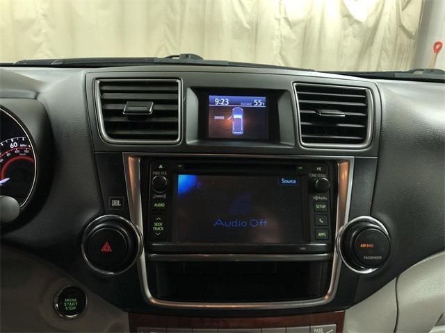 used 2013 Toyota Highlander car, priced at $11,999