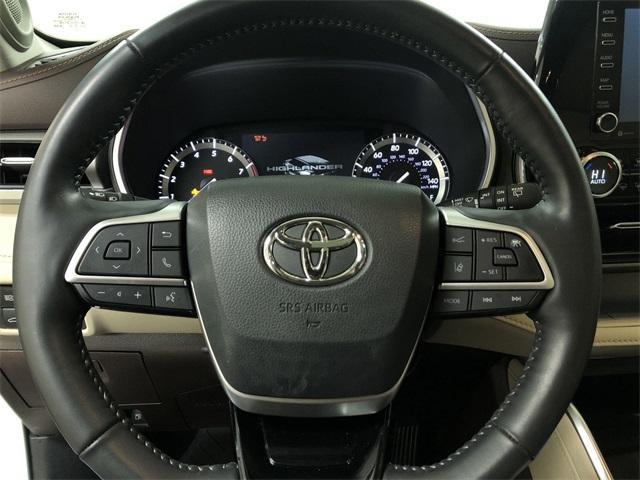 used 2022 Toyota Highlander car, priced at $47,990