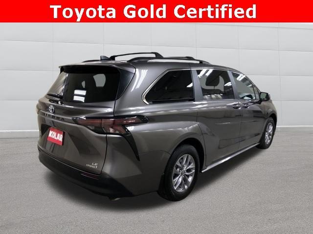 used 2024 Toyota Sienna car, priced at $44,980