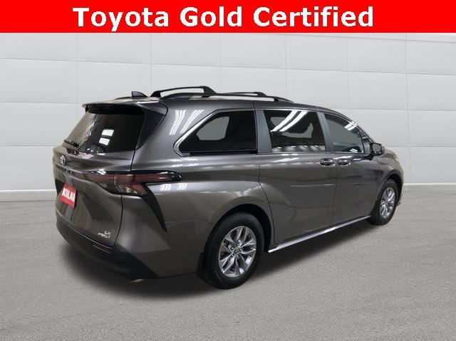 used 2024 Toyota Sienna car, priced at $44,980