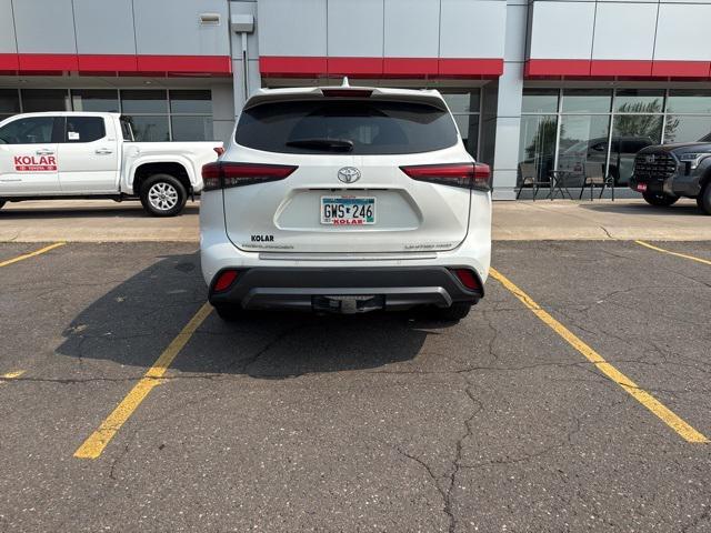 used 2022 Toyota Highlander car, priced at $44,888