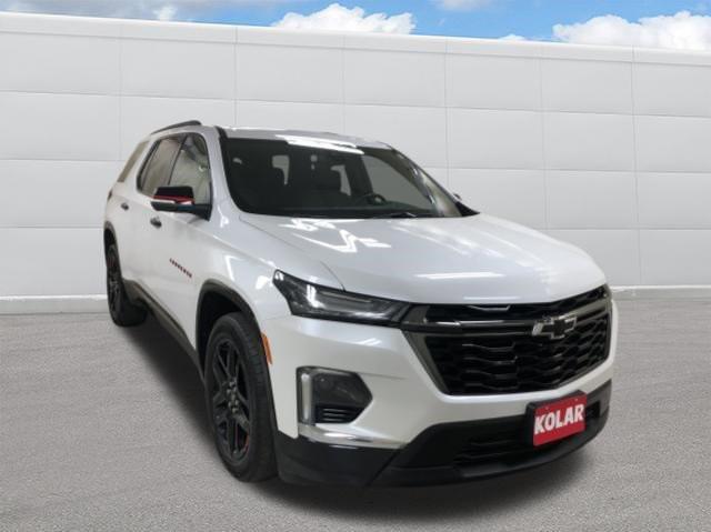 used 2022 Chevrolet Traverse car, priced at $33,990