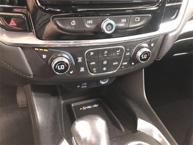 used 2022 Chevrolet Traverse car, priced at $33,990
