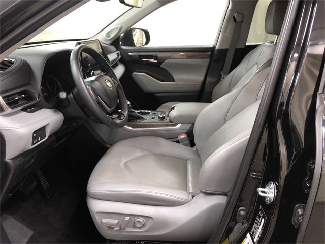 used 2020 Toyota Highlander car, priced at $39,770