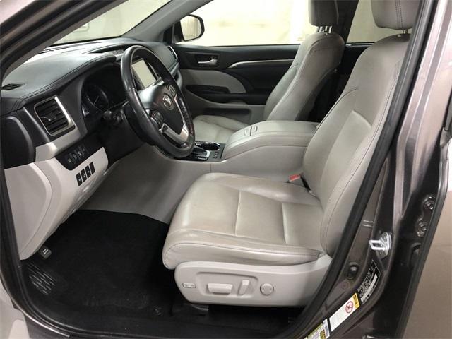 used 2019 Toyota Highlander car, priced at $33,988