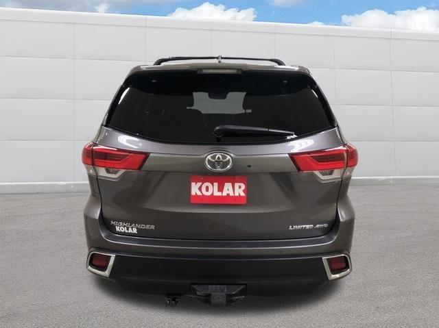 used 2019 Toyota Highlander car, priced at $33,988