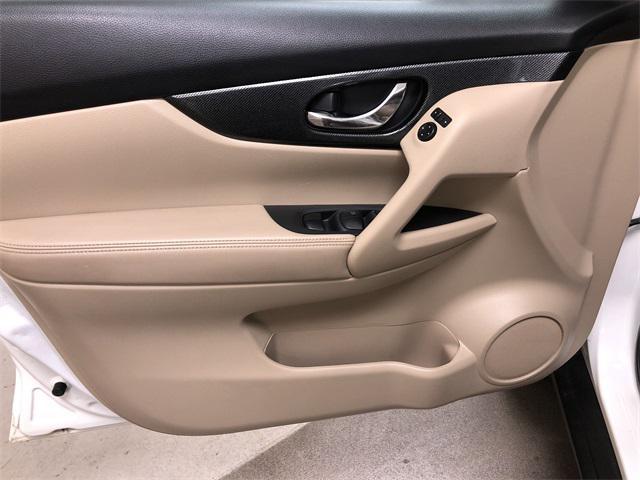 used 2016 Nissan Rogue car, priced at $15,699
