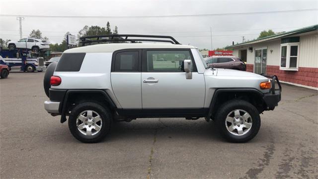used 2007 Toyota FJ Cruiser car, priced at $14,990