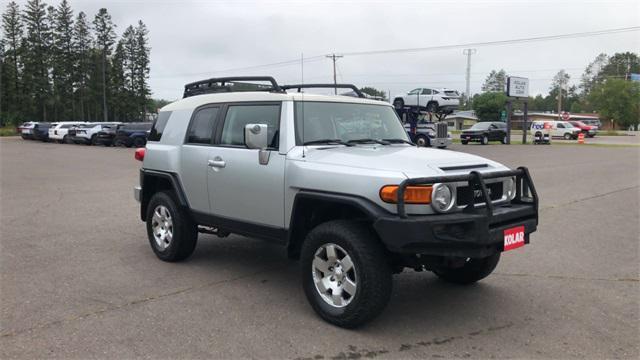 used 2007 Toyota FJ Cruiser car, priced at $14,990