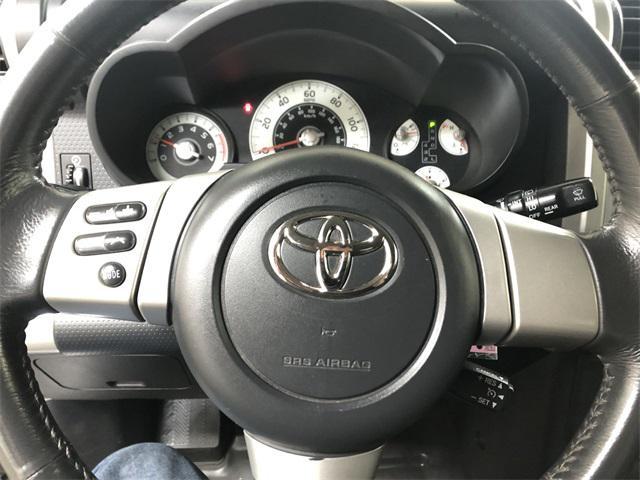 used 2007 Toyota FJ Cruiser car, priced at $14,990