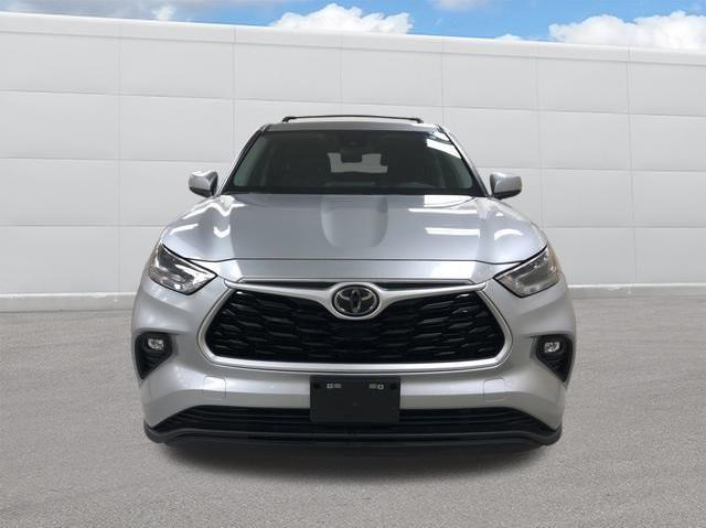 used 2021 Toyota Highlander car, priced at $27,988