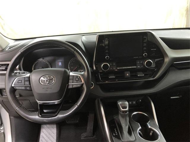 used 2021 Toyota Highlander car, priced at $27,988