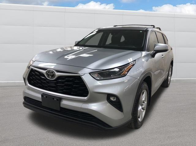 used 2021 Toyota Highlander car, priced at $27,988