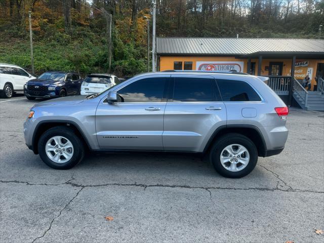 used 2017 Jeep Grand Cherokee car, priced at $15,990